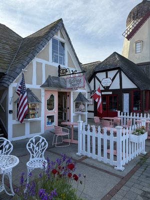 Solvang Bakery by null