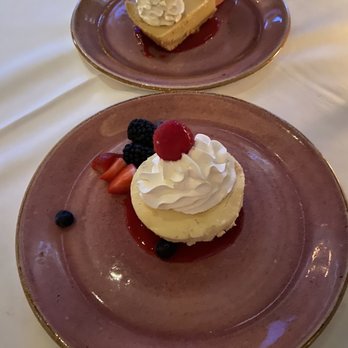 Al Biernat's Oak Lawn - Steakhouses Near Me - Dallas, Texas Al Biernat's Oak Lawn - Steakhouses Near Me - Dallas, Texas