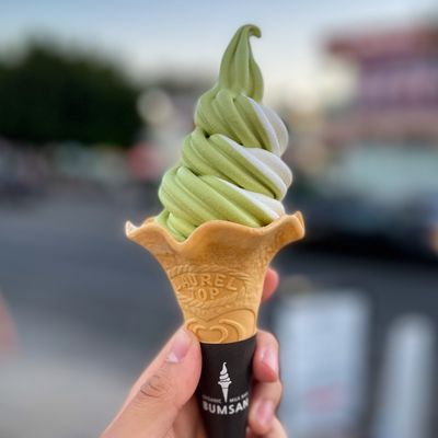Bumsan Organic Milk Bar by null