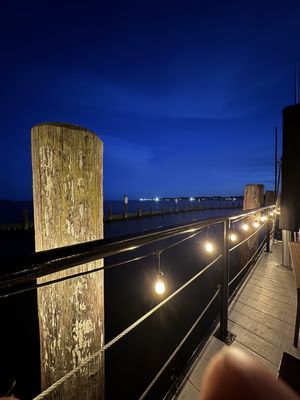 Shell & Bones Oyster Bar and Grill by null