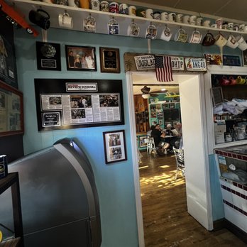 The Coffee Cup - Inside - Diners Near Me - Boulder City, Nevada