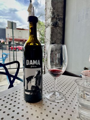 Dama Wines by null