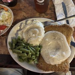 Bunkhouse - Chicken fried steak with mashed potatoes and green beans. Yummy!