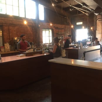 Honest Coffee Roasters - Interior - Coffee Roasteries Near Me - Franklin, Tennessee Honest Coffee Roasters - Interior - Coffee Roasteries Near Me - Franklin, Tennessee