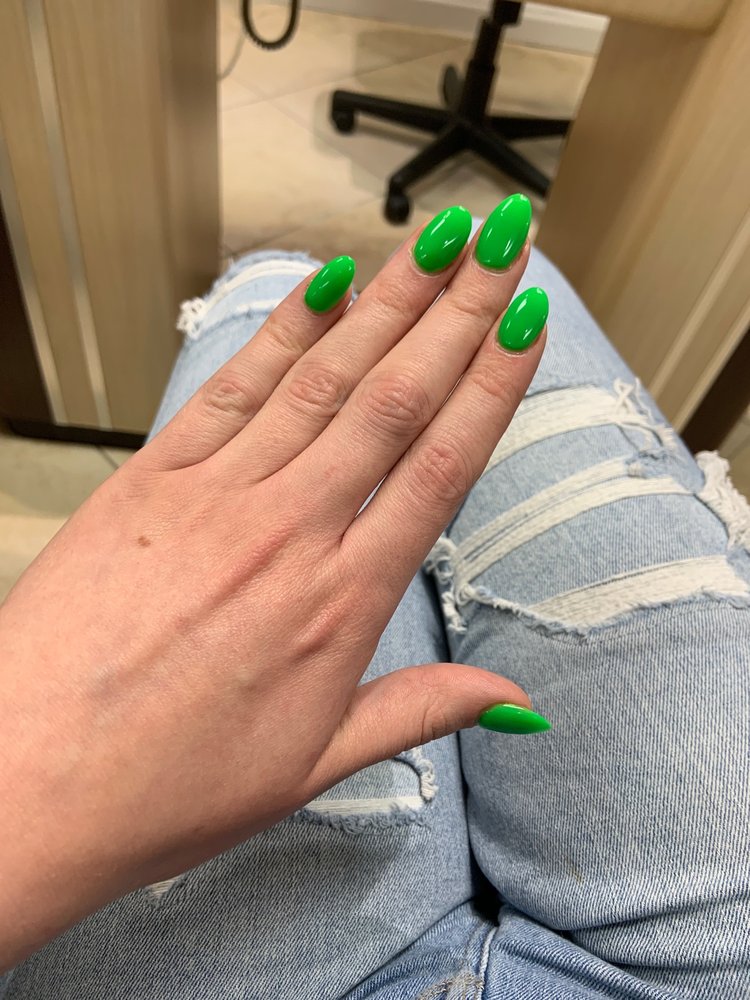 ROYAL NAILS Updated October 2024 16 Photos & 16 Reviews 790