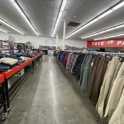 Brands 4 Less - Men's clothing