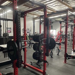 Superior Barbell Club - Racks on racks on racks