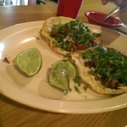 Los Comales - Chorizo tacos