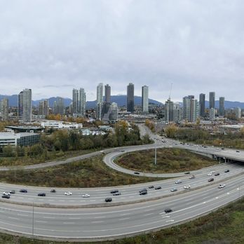 Delta Hotels Burnaby Conference Centre - City view - Hotels Near Me - Burnaby, British Columbia Delta Hotels Burnaby Conference Centre - City view - Hotels Near Me - Burnaby, British Columbia