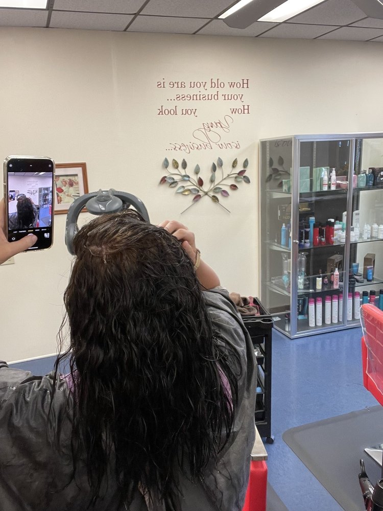 MANE ATTRACTION HAIR SALON Updated September 2024 1236 County Rd 1