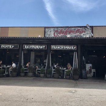 Clafoutis - Exterior - French Near Me - Santa Fe, New Mexico