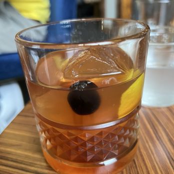 Lugo’s Craft Distillery - Blackberry Peach Old Fashioned - Distilleries Near Me - Lakeland, Florida Lugo’s Craft Distillery - Blackberry Peach Old Fashioned - Distilleries Near Me - Lakeland, Florida