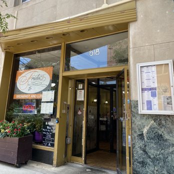 Frida's Breakfast & Lunch - Breakfast & Brunch Near Me - Evanston, Illinois