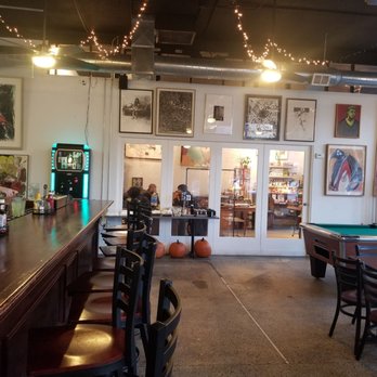 Cobb's Corner Bar - Complete with a pool table and a side meeting room. - Bars Near Me - Detroit, Michigan