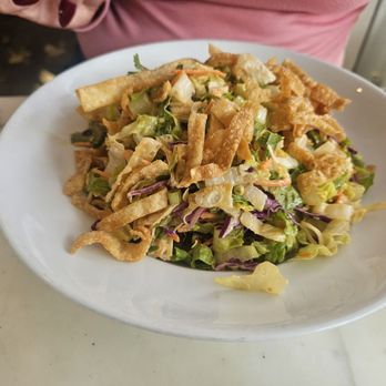Olive & Thyme - Crispy Chinese Chicken Salad - Sandwiches Near Me - Toluca Lake, California Olive & Thyme - Crispy Chinese Chicken Salad - Sandwiches Near Me - Toluca Lake, California