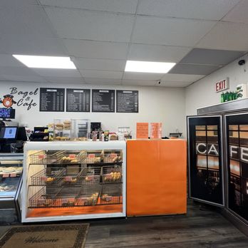 Bagel & Cafe Everyday - Bagels Near Me - New York, New York