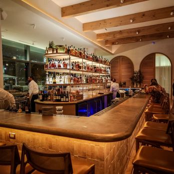 Predalina - Bar area - Mediterranean Near Me - Tampa, Florida