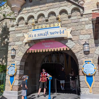 It's a Small World - it's a small world boat ride at Fantasyland at Magic Kingdom at Disney World. Outside. Entrance. - Amusement Parks Near Me - Lake Buena Vista, Florida It's a Small World - it's a small world boat ride at Fantasyland at Magic Kingdom at Disney World. Outside. Entrance. - Amusement Parks Near Me - Lake Buena Vista, Florida