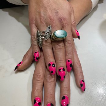 WellShow Nails & Spa - Design hot gel - Nail Salons Near Me - Astoria, New York WellShow Nails & Spa - Design hot gel - Nail Salons Near Me - Astoria, New York