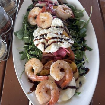 The Windlass - Heirloom salad with fresh shrimp - American Near Me - Lake Hopatcong, New Jersey The Windlass - Heirloom salad with fresh shrimp - American Near Me - Lake Hopatcong, New Jersey
