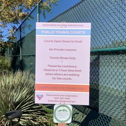 Sunset Park - Tennis court