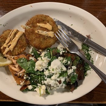 Hall's Tavern at Coventry - Salmon florentine with fried tomatoes - American Near Me - Fort Wayne, Indiana Hall's Tavern at Coventry - Salmon florentine with fried tomatoes - American Near Me - Fort Wayne, Indiana