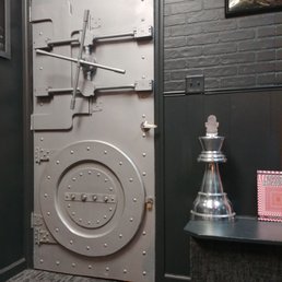 Escape Game waiting area. Escape Game waiting area.
