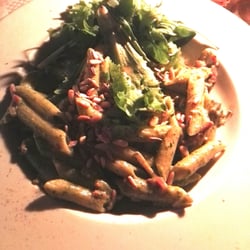 Pinoccio Ristorante en Pizzeria - Pesto Penne pasta dish. Enjoyable, though sans pesto as the name would suggest.