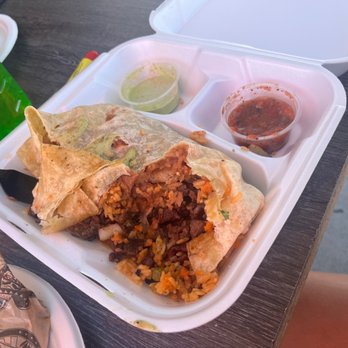 Pablito's Tacos - Peruvian Near Me - Burbank, California