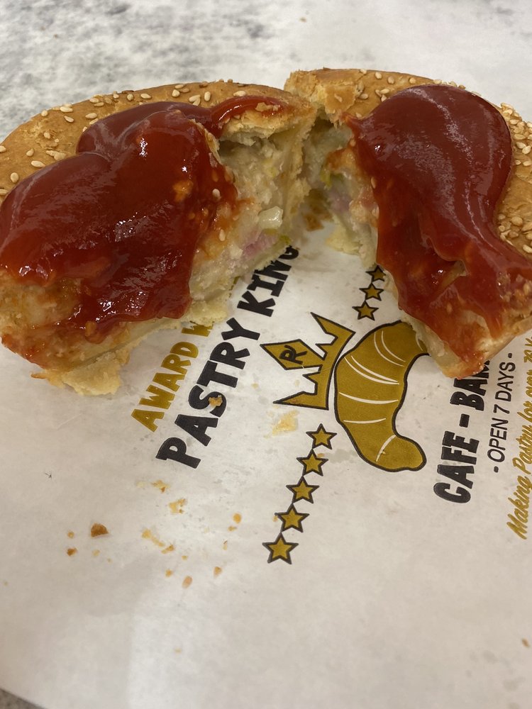 PASTRY KING BAKERY 60 Vincent St, Daylesford Victoria, Australia