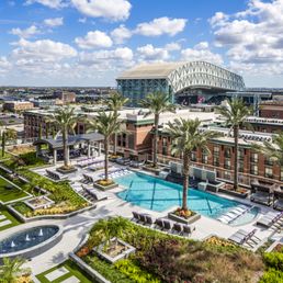 Catalyst - Apartments Near Me - Houston, Texas