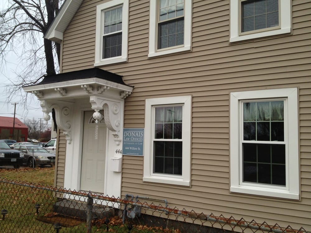 Craig S Donais - Wadleigh law - divorce attorney in Manchester, NH