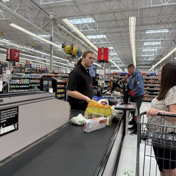 WinCo Foods - Luke - Grocery Near Me - Bakersfield, California WinCo Foods - Luke - Grocery Near Me - Bakersfield, California