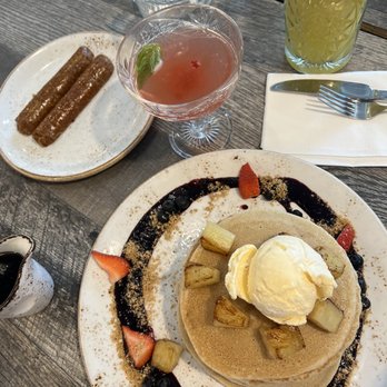 The Aussie Grind - Hot cakes, beyond sausage, spiked juice and tasman - Cafes Near Me - Frisco, Texas The Aussie Grind - Hot cakes, beyond sausage, spiked juice and tasman - Cafes Near Me - Frisco, Texas