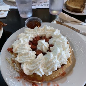 Good Day Cafe - Waffle with strawberries on top - Breakfast & Brunch Near Me - Vallejo, California