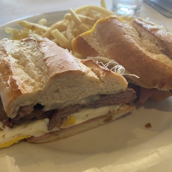 Buenos Aires Grill - Paul 's Sandwich - Argentine Near Me - Northridge, California