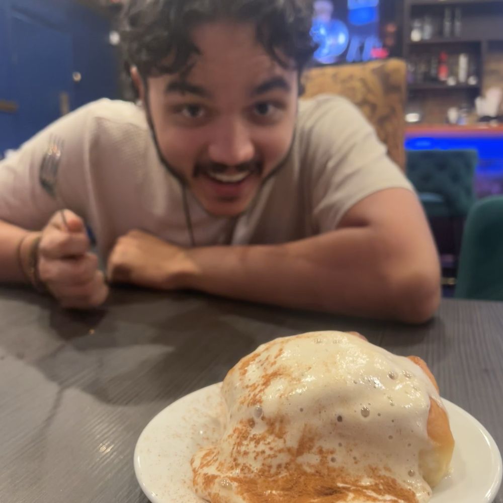 Cloud Parlor Speakeasy Cafe - zeke ft. cinnamon roll!!! - Coffee & Tea Near Me - Cocoa Beach, Florida
