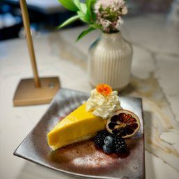 Mango Yuzu Cake