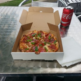 Blues Fired Pizza - Deluxe...no shrooms...excellent - Food Trucks Near Me - St. Louis, Missouri Blues Fired Pizza - Deluxe...no shrooms...excellent - Food Trucks Near Me - St. Louis, Missouri