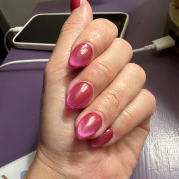 Divine Nails - Pink cat eye - Waxing Near Me - Sarasota, Florida Divine Nails - Pink cat eye - Waxing Near Me - Sarasota, Florida