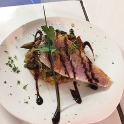 Etcaetera - Escalivade maison et son filet de rouget poché