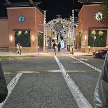 janis market - せんよう Janss Marketplace | Thousand Oaks CA
