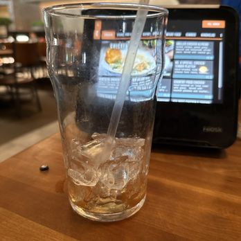 Cheddar's Scratch Kitchen - Empty glass - Comfort Food Near Me - Pembroke Pines, Florida Cheddar's Scratch Kitchen - Empty glass - Comfort Food Near Me - Pembroke Pines, Florida