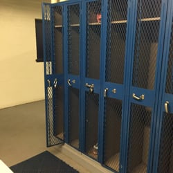 Day use lockers. Women's lockers