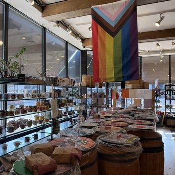 The Coffee & Tea Exchange - Coffee & Tea Near Me - Chicago, Illinois