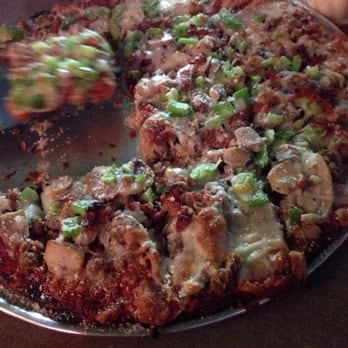 Caddy Shack - Meat lovers pizza with extra veggies. Damn fine. - Dive Bars Near Me - Kansas City, Missouri