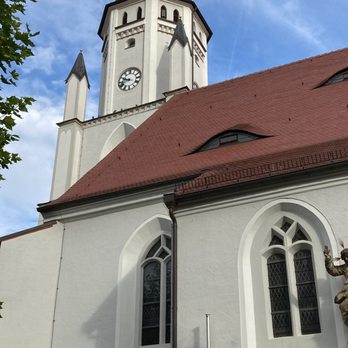 St. Mariä Himmelfahrt - Churches Near Me - Wittichenau, SN