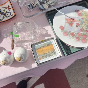 Melrose Trading Post - Flea Markets Near Me - Los Angeles, California Melrose Trading Post - Flea Markets Near Me - Los Angeles, California
