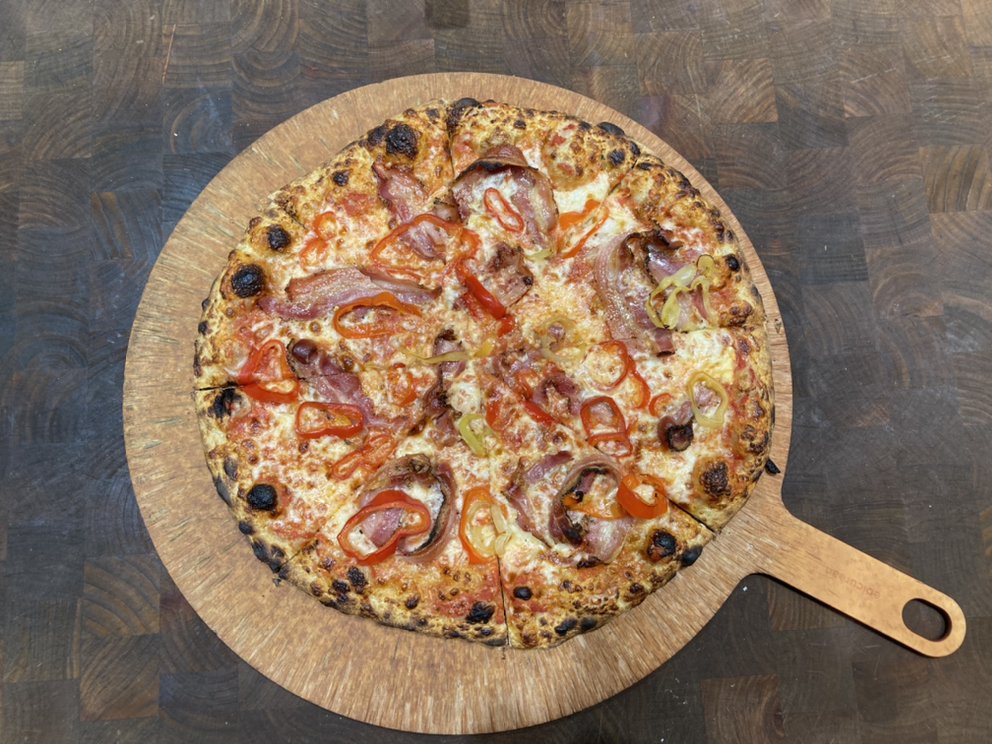 THE WHEEL APIZZA PUB Updated July 2024 171 Photos & 242 Reviews