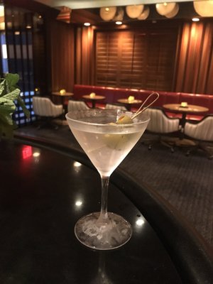 Lily’s Bar by null